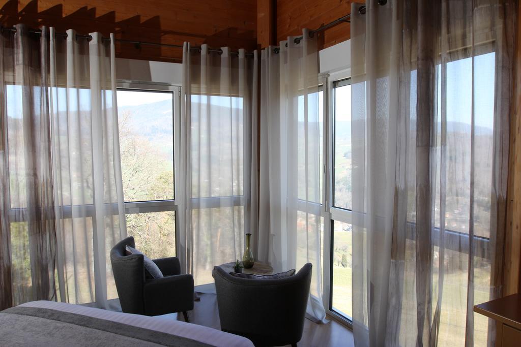 Hotel Restaurant Les Alisiers Лапутроа Екстериор снимка
